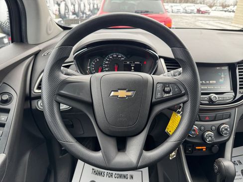 Used 2017 Chevrolet Trax LS image 15
