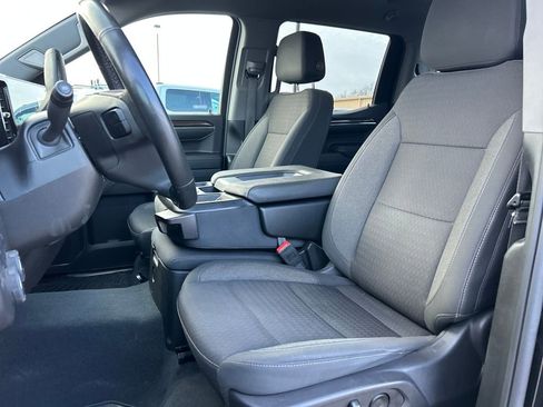 Used 2024 Chevrolet Silverado 1500 LT image 16