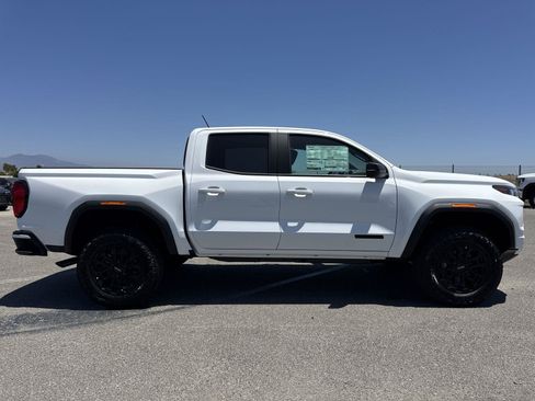 New 2026 GMC Canyon Elevation w/ LPO, Black Badging Package RWD image 3