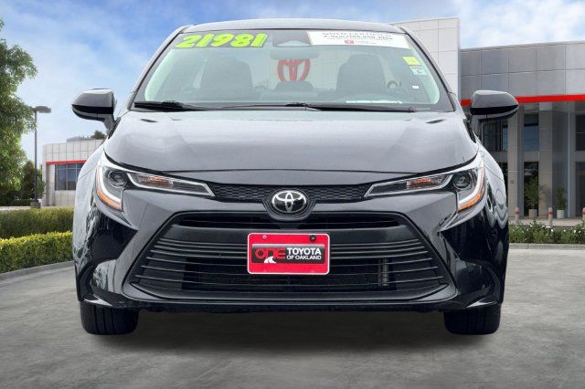 Certified 2024 Toyota Corolla LE FWD image 11