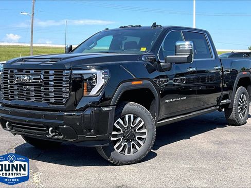 New 2026 GMC Sierra 2500 Denali Ultimate AWD/4WD image 1