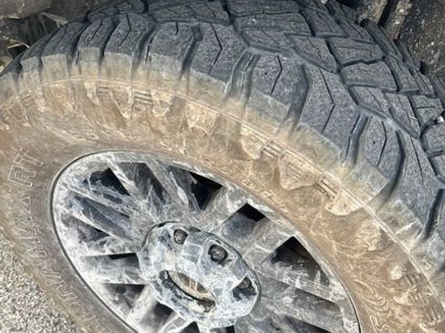 Used 2019 Ford F250 XL w/ Power Equipment Group AWD/4WD image 18