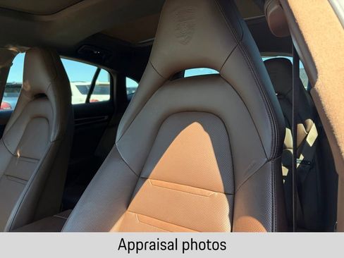 Certified 2023 Porsche Panamera 4 Platinum Edition AWD/4WD image 8