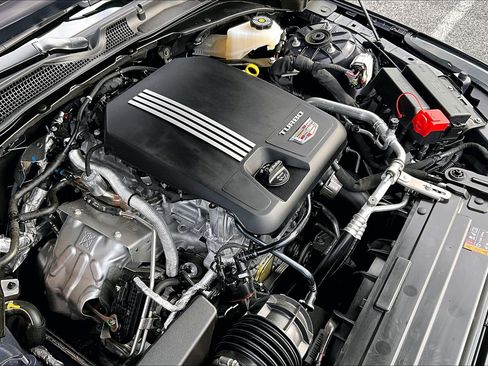 Used 2025 Cadillac CT4 Premium Luxury image 34