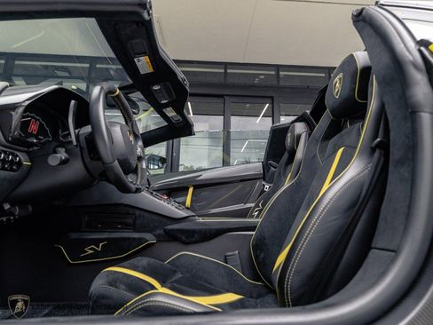 Used 2017 Lamborghini Aventador LP 750-4 Superveloce image 28