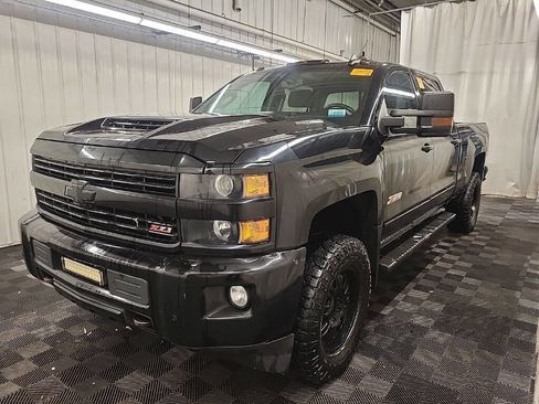 Used 2017 Chevrolet Silverado 2500 LT w/ Midnight Edition image 1