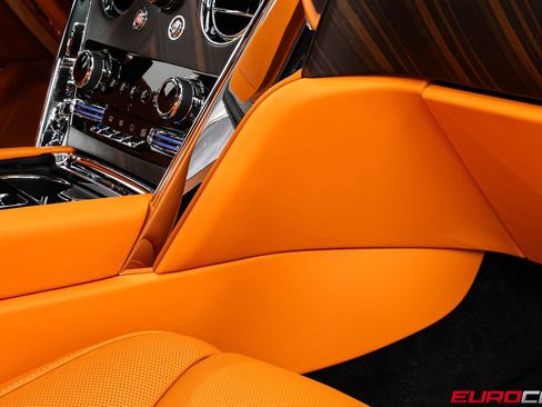 Used 2023 Rolls-Royce Cullinan image 36