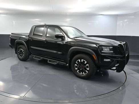 Used 2023 Nissan Frontier PRO-4X w/ Tow Package AWD/4WD image 1