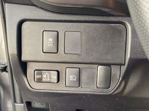 Used 2023 Toyota Tacoma SR5 w/ Technology Package AWD/4WD image 27