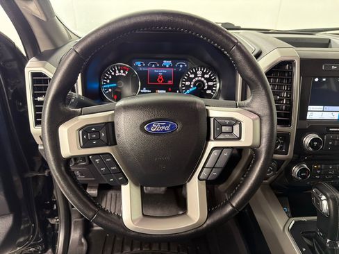 Used 2017 Ford F150 Lariat w/ Equipment Group 502A Luxury image 15