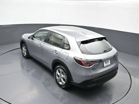 Certified 2024 Honda HR-V LX image 38