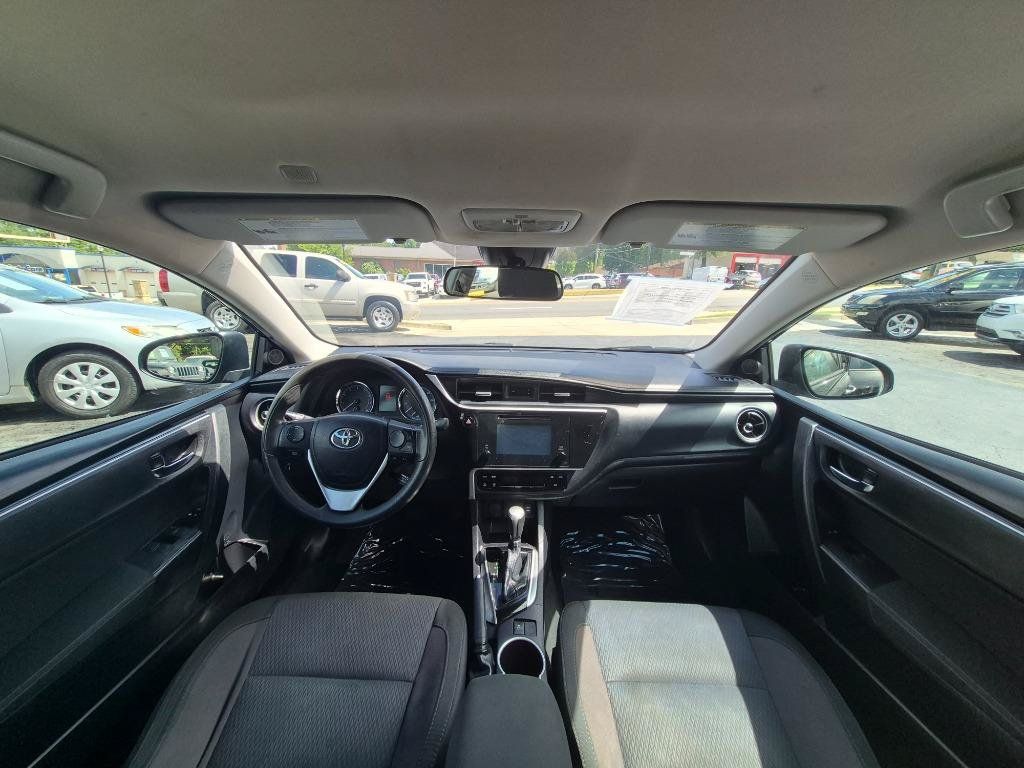 Used 2019 Toyota Corolla LE FWD image 15