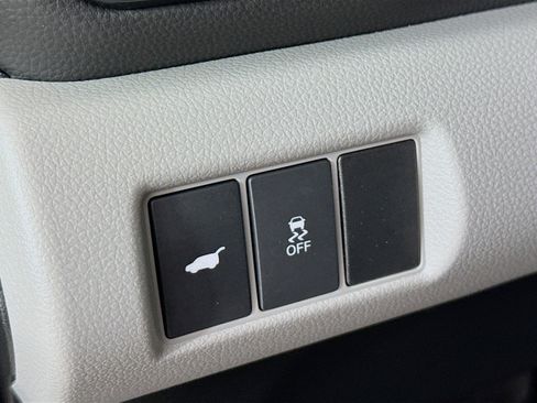 Certified 2023 Honda Pilot EX-L image 9