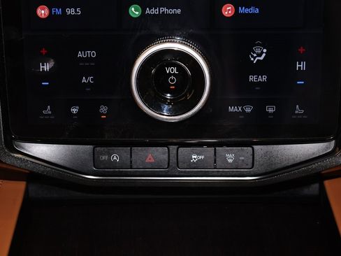 Certified 2024 Ford Expedition Platinum image 34