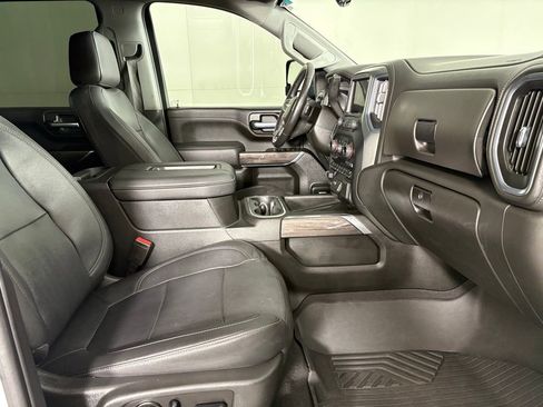 Used 2021 Chevrolet Silverado 2500 LTZ w/ LTZ Premium Package AWD/4WD image 17