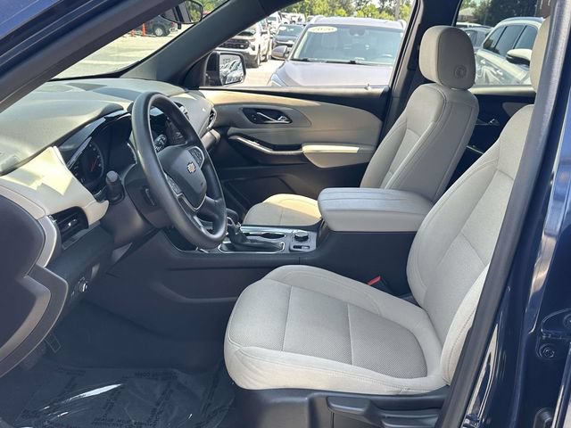 Used 2023 Chevrolet Traverse LS FWD image 17