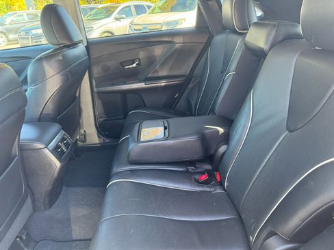 Used 2013 Toyota Venza Limited image 28
