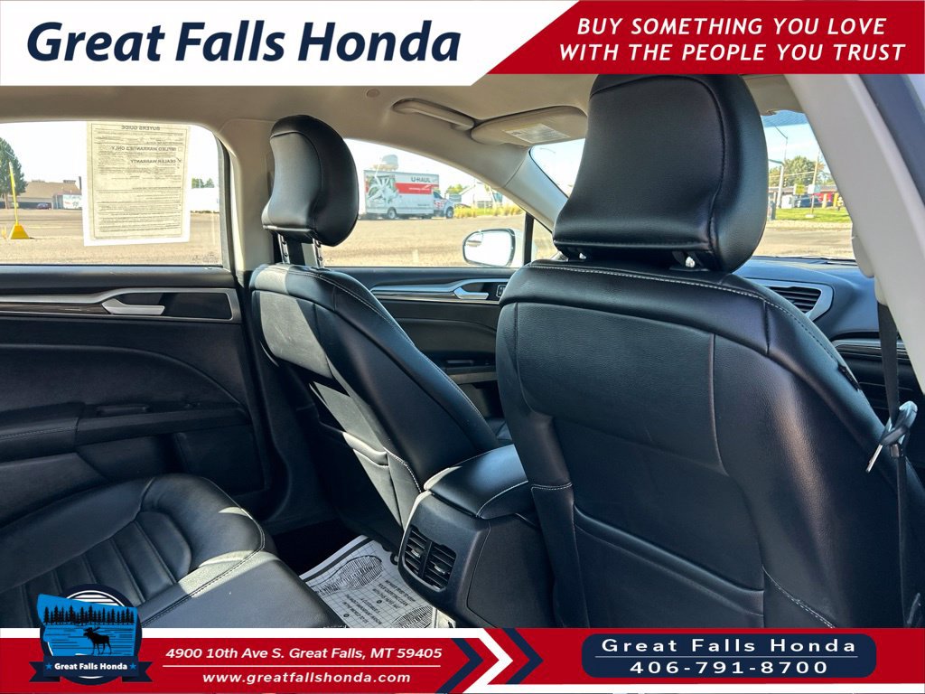 Used 2017 Ford Fusion Energi SE FWD image 27