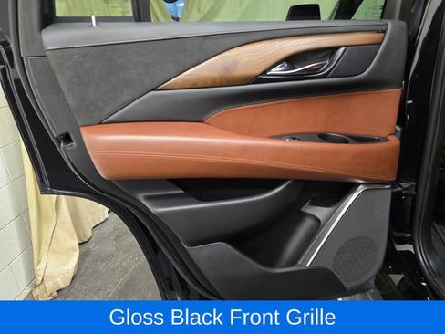 Used 2020 Cadillac Escalade Premium Luxury AWD/4WD image 29