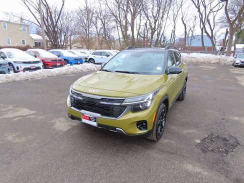 Used 2024 Kia Seltos X-Line image 1