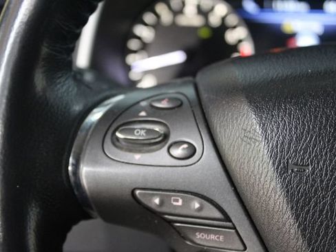 Used 2019 Nissan Murano SL AWD/4WD image 16