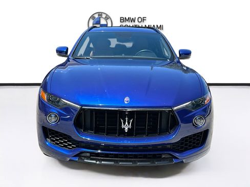 Used 2018 Maserati Levante GranSport AWD/4WD image 2