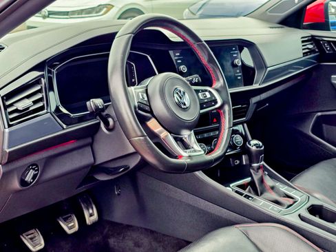 Used 2019 Volkswagen Jetta GLI Autobahn image 7