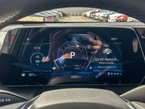 Used 2026 Chevrolet Equinox LT FWD image 22