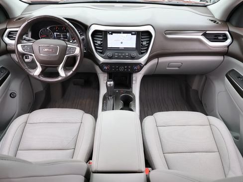Used 2019 GMC Acadia SLT image 16
