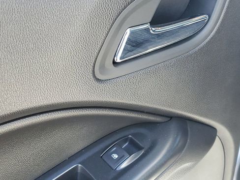 Used 2019 Chevrolet Colorado LT RWD image 14