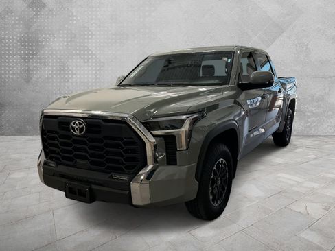 Used 2026 Toyota Tundra SR5 w/ TRD Off-Road Package AWD/4WD image 4
