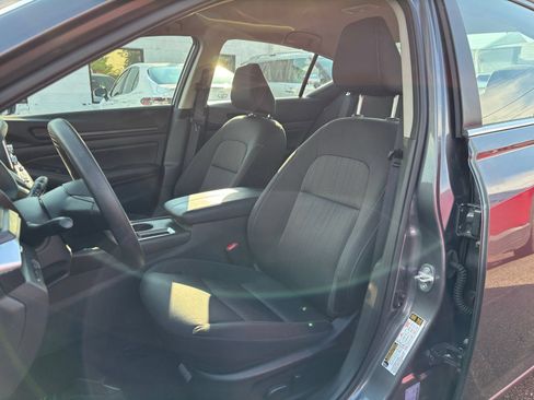 Used 2026 Nissan Altima 2.5 SV FWD image 35