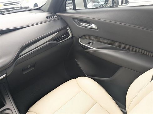 Used 2022 Cadillac XT4 Sport image 19
