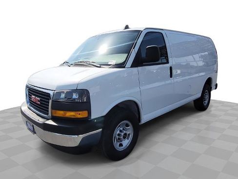 Used 2024 GMC Savana 2500 w/ Driver Convenience Package image 1