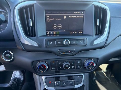 Used 2023 GMC Terrain SLE w/ Driver Convenience Package image 20