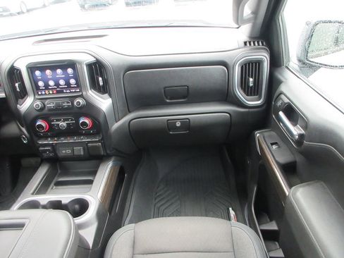 Used 2020 Chevrolet Silverado 1500 LT Trail Boss image 21