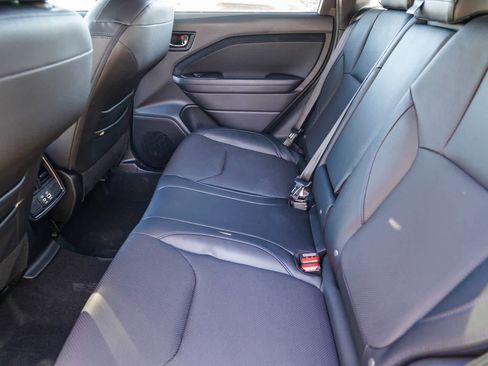 New 2025 Subaru Forester Limited image 19