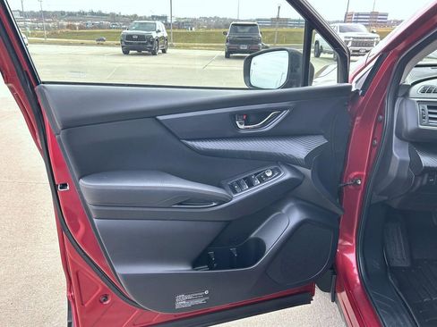 Used 2023 Subaru Ascent Premium w/ Convenience Package image 10