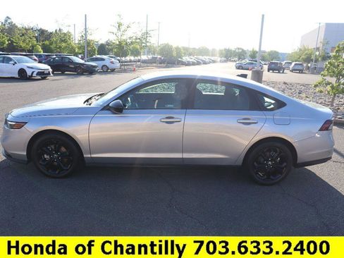 Used 2025 Honda Accord SE image 4