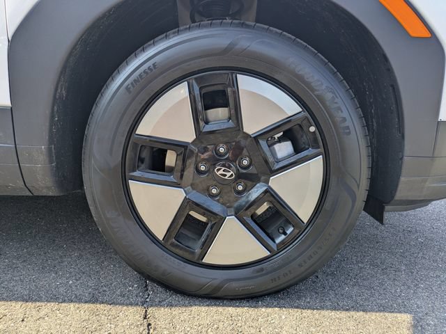 Certified 2026 Hyundai Santa Fe SE AWD/4WD image 11