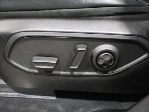 Certified 2024 Jeep Grand Cherokee Overland image 13