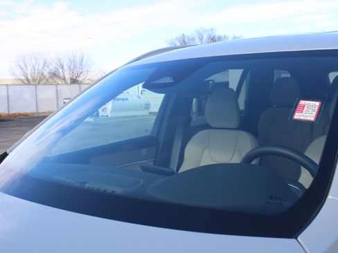 New 2026 Volvo XC90 T8 Plus w/ Protection Package Premier image 61