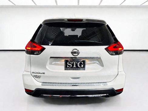 Used 2020 Nissan Rogue S FWD image 5