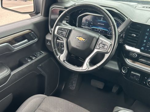 Certified 2025 Chevrolet Silverado 1500 LT RWD image 15