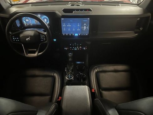 Used 2025 Ford Bronco Big Bend w/ Black Diamond Package AWD/4WD image 3