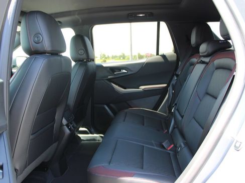 New 2026 Chevrolet Equinox RS w/ Convenience Package III FWD image 26