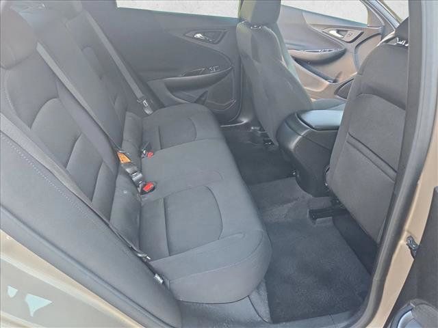 Used 2025 Chevrolet Malibu LS FWD image 19