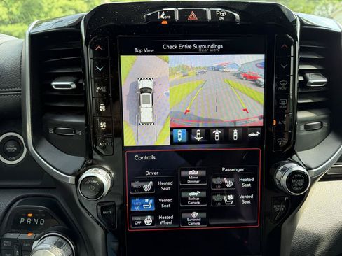 Used 2020 RAM 1500 Laramie AWD/4WD image 40