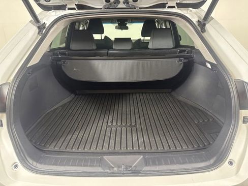 Used 2023 Toyota Venza LE AWD/4WD image 20