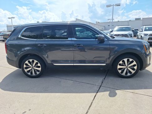 Used 2020 Kia Telluride EX w/ EX Premium Package FWD image 7